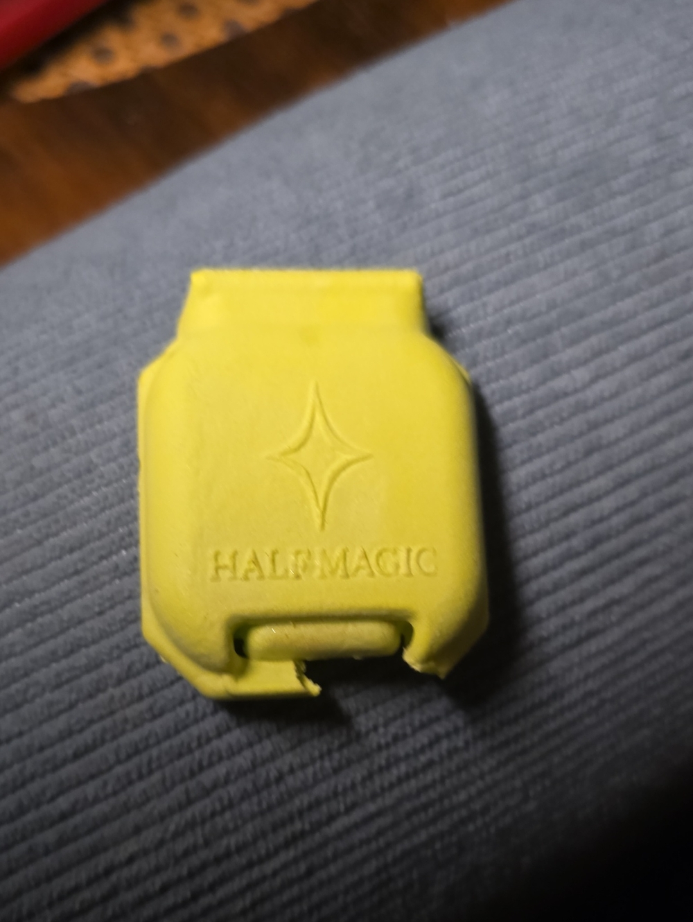 HALF MAGIC Yellow Compact Makeup Case